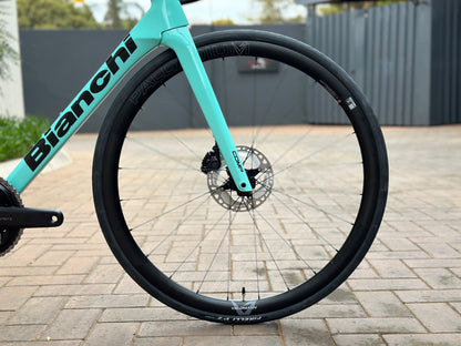 Bianchi Specialissima Comp Ultegra (2024)