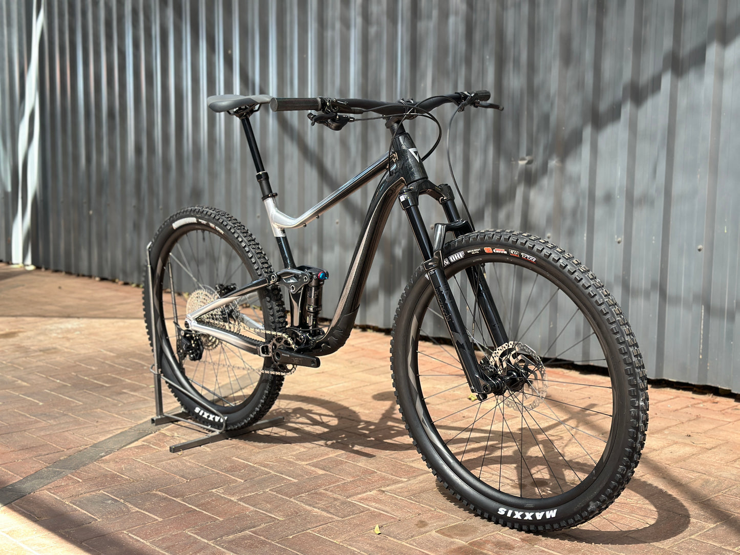 Giant Trance 2 29er (2024)