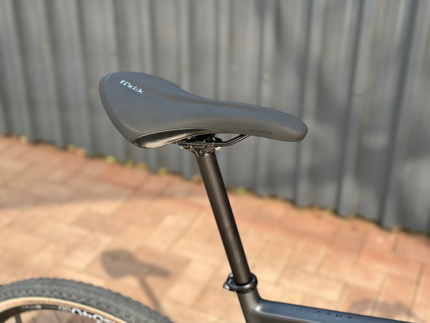 Titan Switch Carbon Comp (2024)