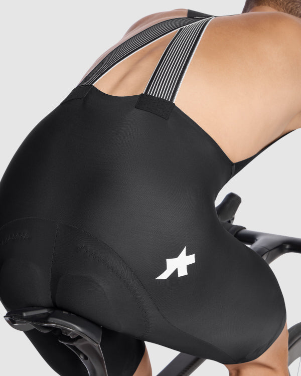 Assos Equipe R S11 Bib Shorts blackSeries – Bruce Reyneke Cycles
