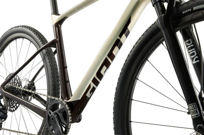 Giant Revolt X Advanced Pro 1 (2024)