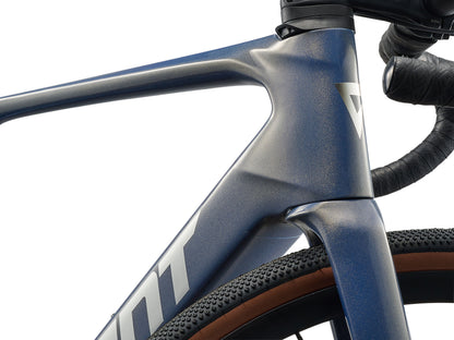 Giant Defy Advanced E+ Elite AR Gravel E-Bike -2026