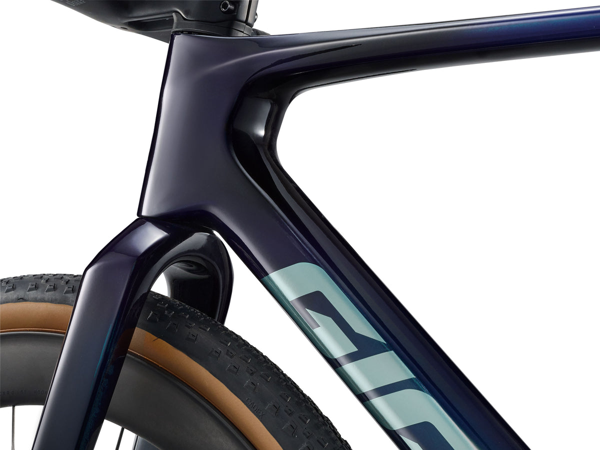 Giant Revolt Advanced SL2 AXS (2027)