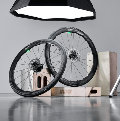 ZIPP 353 NSW Carbon Disc Wheelset (2025)